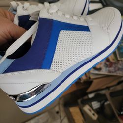 Michael Korbs  Size 10  