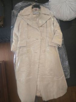 Vintage 100% Llama coat- made in England