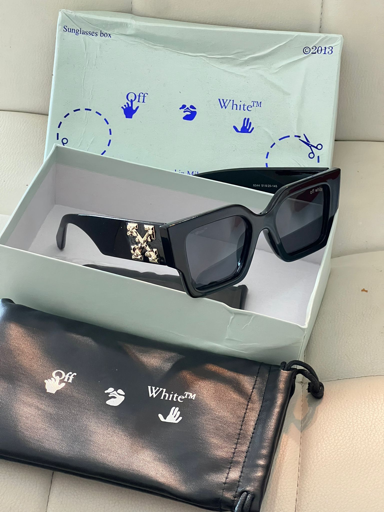 Offwhite Sunglasses 80