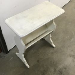 White seated bench table