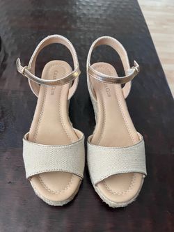 Women sandals