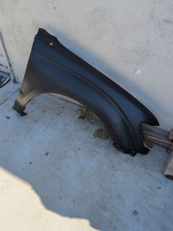 95'-00' Toyota Tacoma Fender