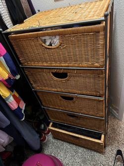 Straw Dresser 