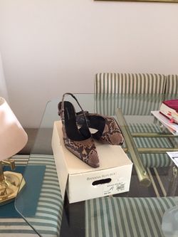 Banana Republic size 8 1/2