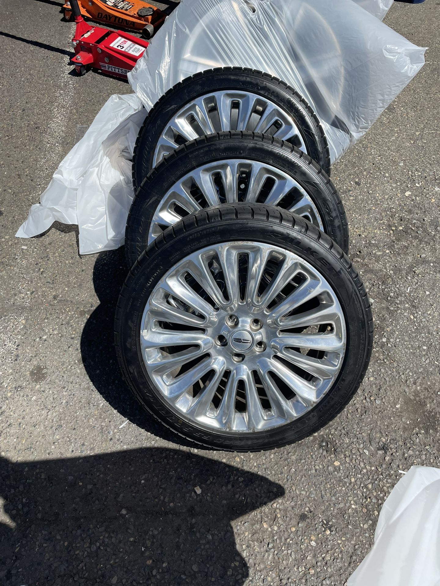 Used Lincoln MKZ factory wheels