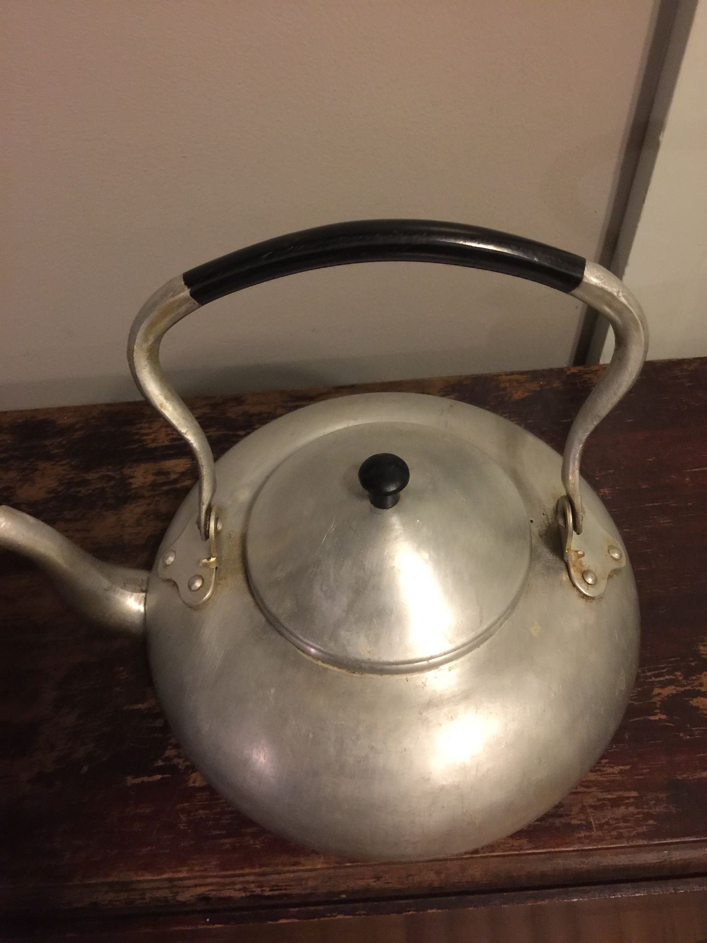 Vintage Viking Aluminum Tea Kettle Pot, British Colony Hong Kong
