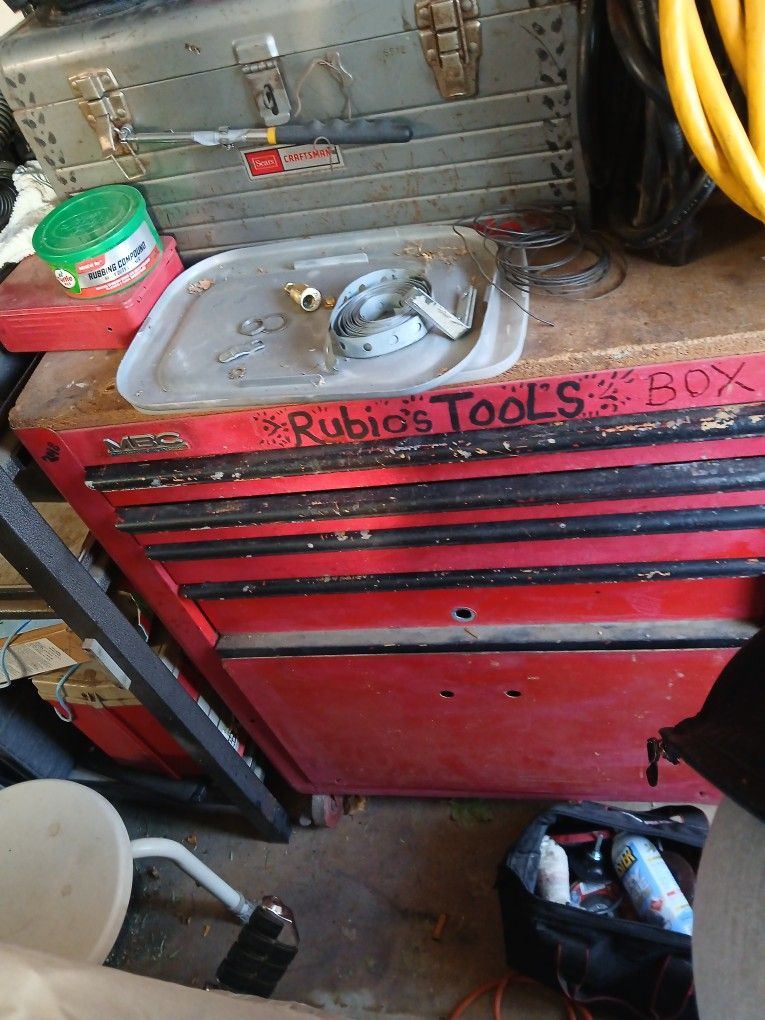 Tool Box Roll Away With All Tools Has Every Thing Will Go With Listing Tool Box With All The Tools