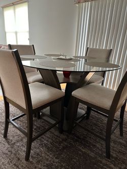 Dinning table