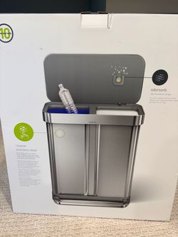 NEW SIMPLEHUMAN TRASH CAN