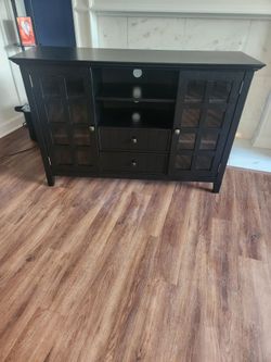 Acadia Tall TV Media Stand