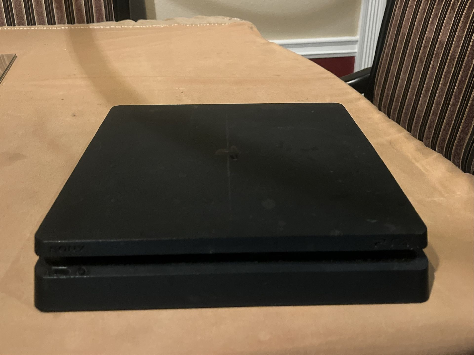 Sony PlayStation 4 Slim 1TB Console Only CUH-2015A(Won’t Take Disc) v10.01 Parts