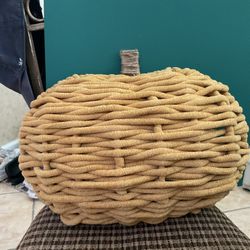 Yellow Pumpkin Wreath