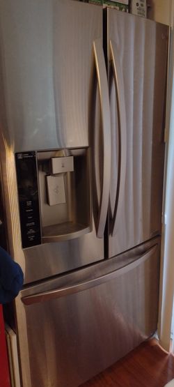 Lg Refrigerator Stopped Cooling $45