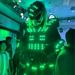 DJ Y Robot Para Todo Tipo De. Fiestas Y D.j Gary