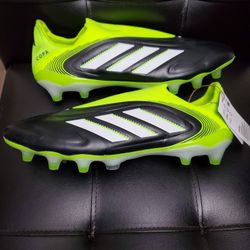 Men's Size 11 Adidas Copa Pure 3 Elite Laceless FG Cleats Black Green JH6302
