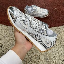 BOTTEGA V more colors available   