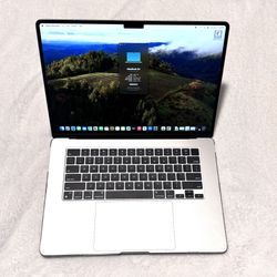 MacBook Air M2 - 15 Inch