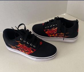 Heelys Youth Size 6 See Additional Pics