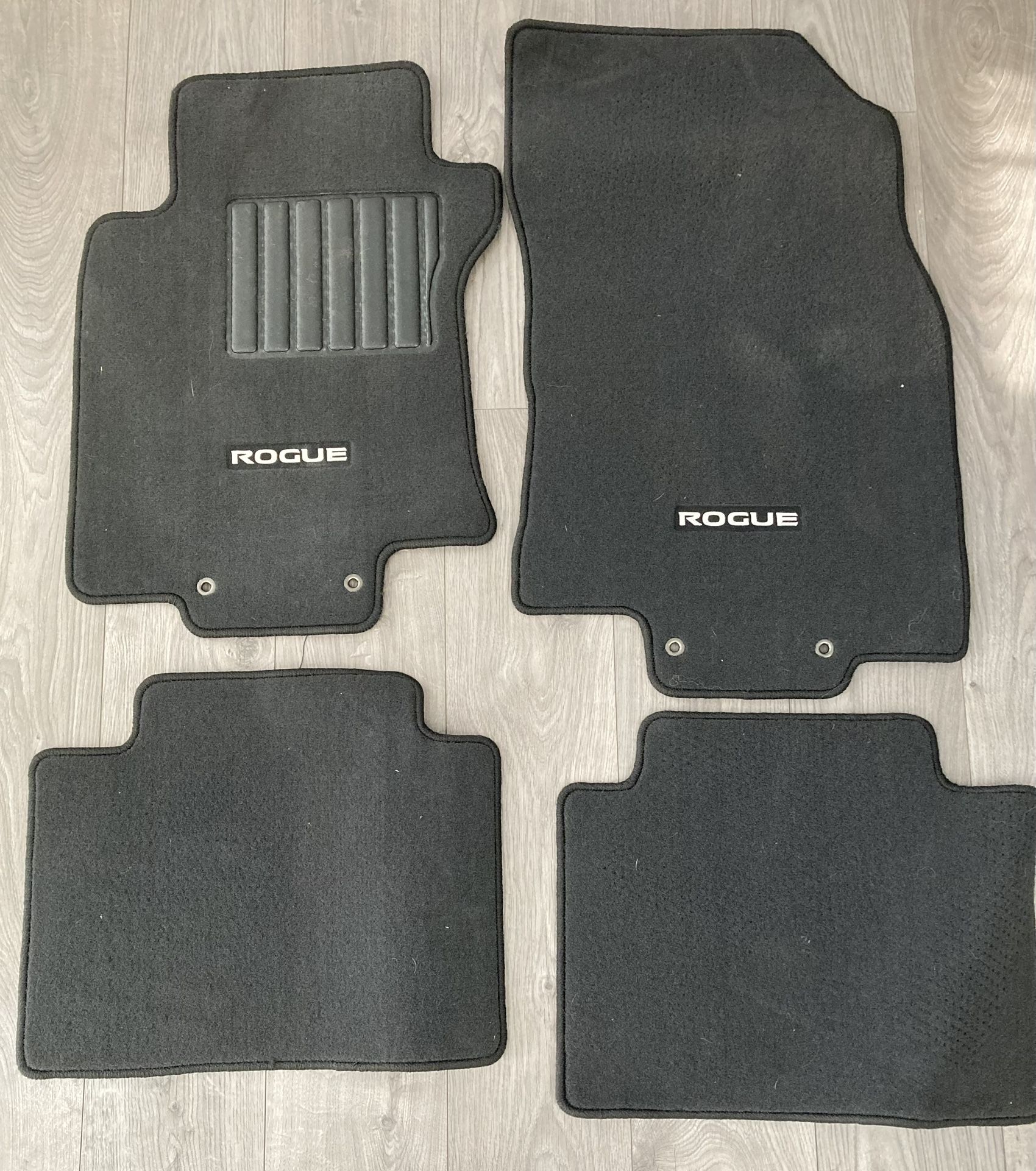 2014 Nissan Rogue Floor Mats Original Front And Rear