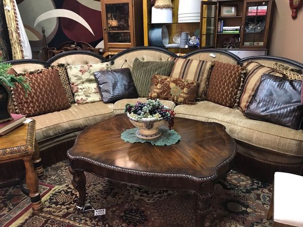 Markor International 3 Piece Curved Sectional For Sale In Tulsa