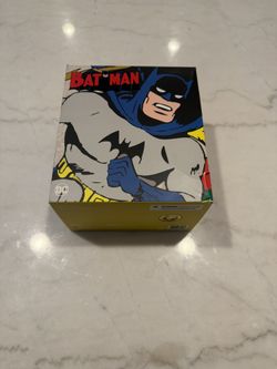 MEZCO: One:12 Collective Golden Age Batman vs. Two-Face Exclusive Boxed Set
