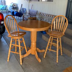 Table With 2 Stools 