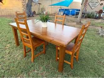 🌿 Farmhouse Solid Wood Dining Table & 4 Ladderback Chairs