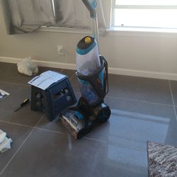 Bissell carpet Cleaner