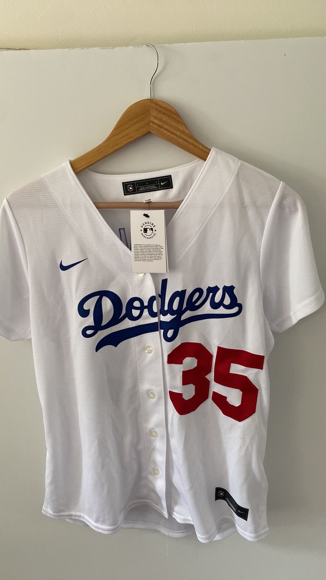 Nike Dodgers Women Cody Bellinger Jersey for Sale in El Monte, CA - OfferUp