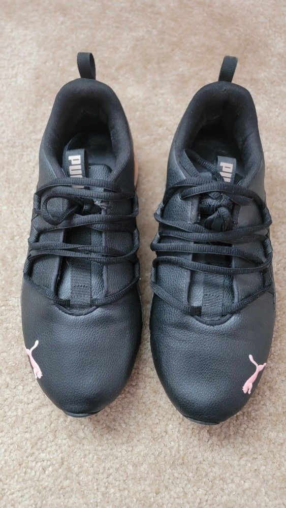 Puma Women's Shoes Size 8