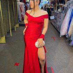 Prom Dress Red. Small Size 