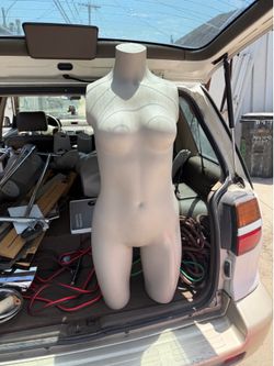 Mannequins from Lululemon