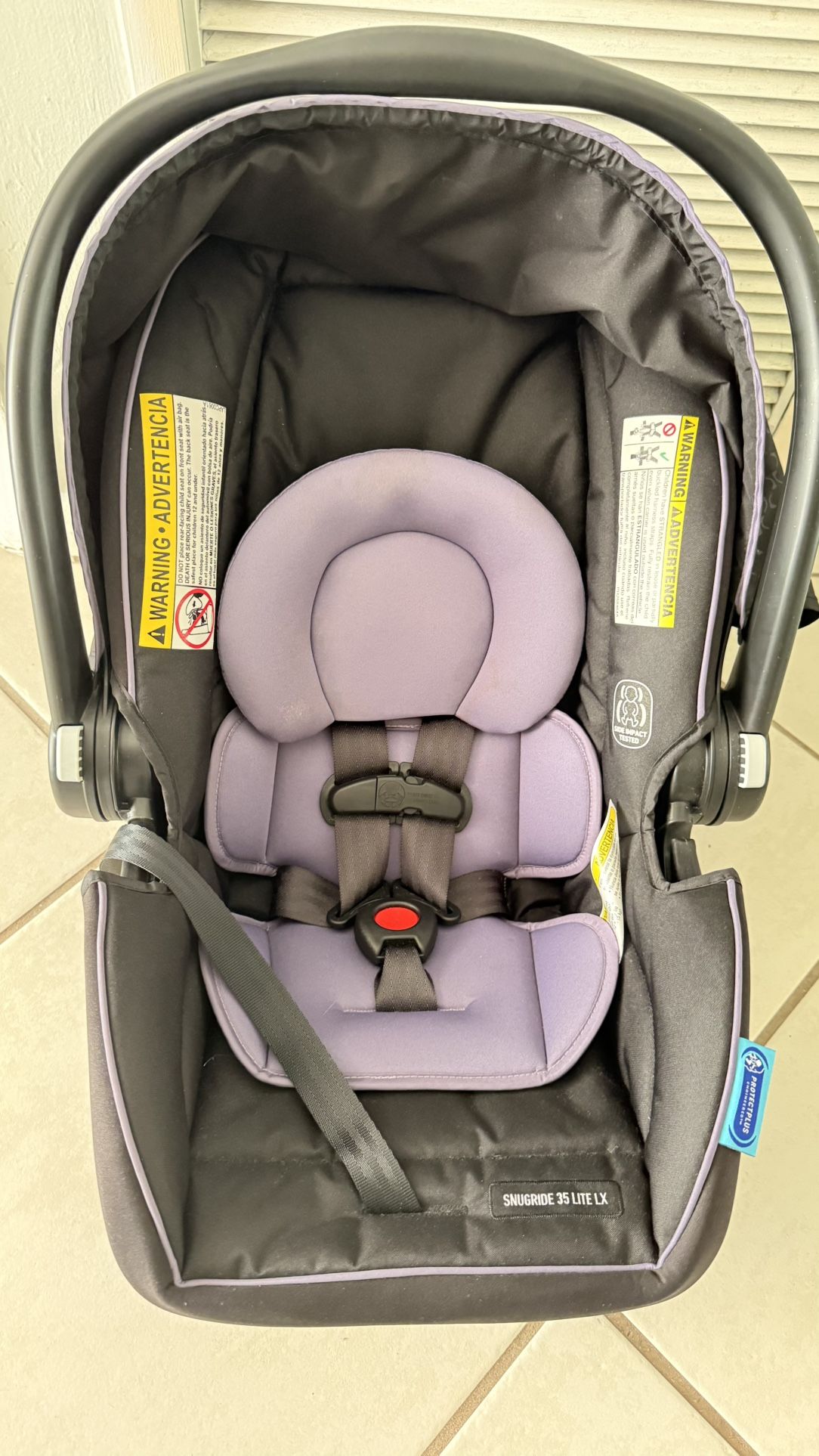 Graco Snugride Car Seat With Base
