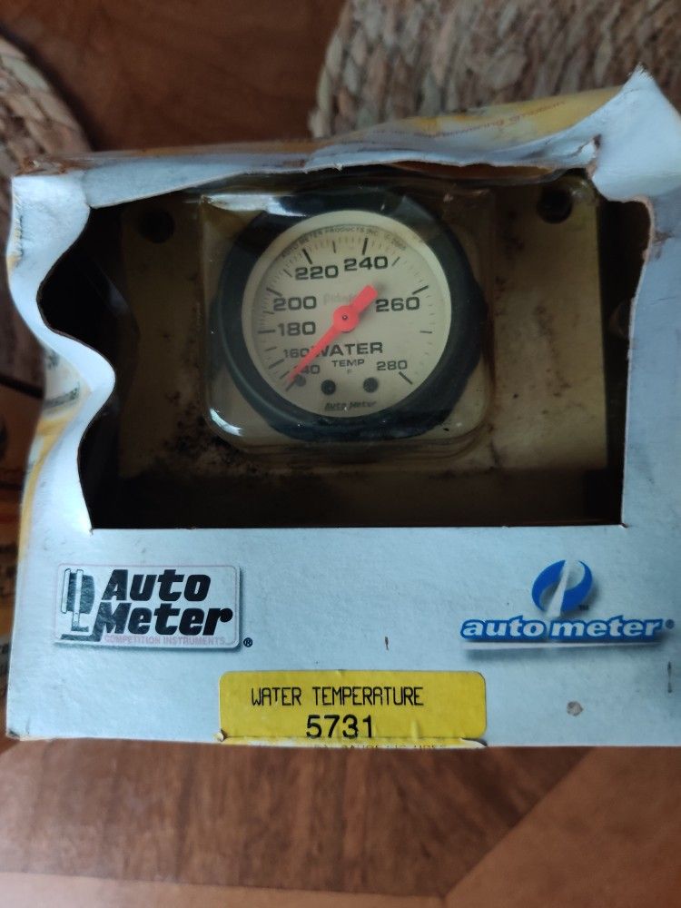 Gauge 5731 Water Temp