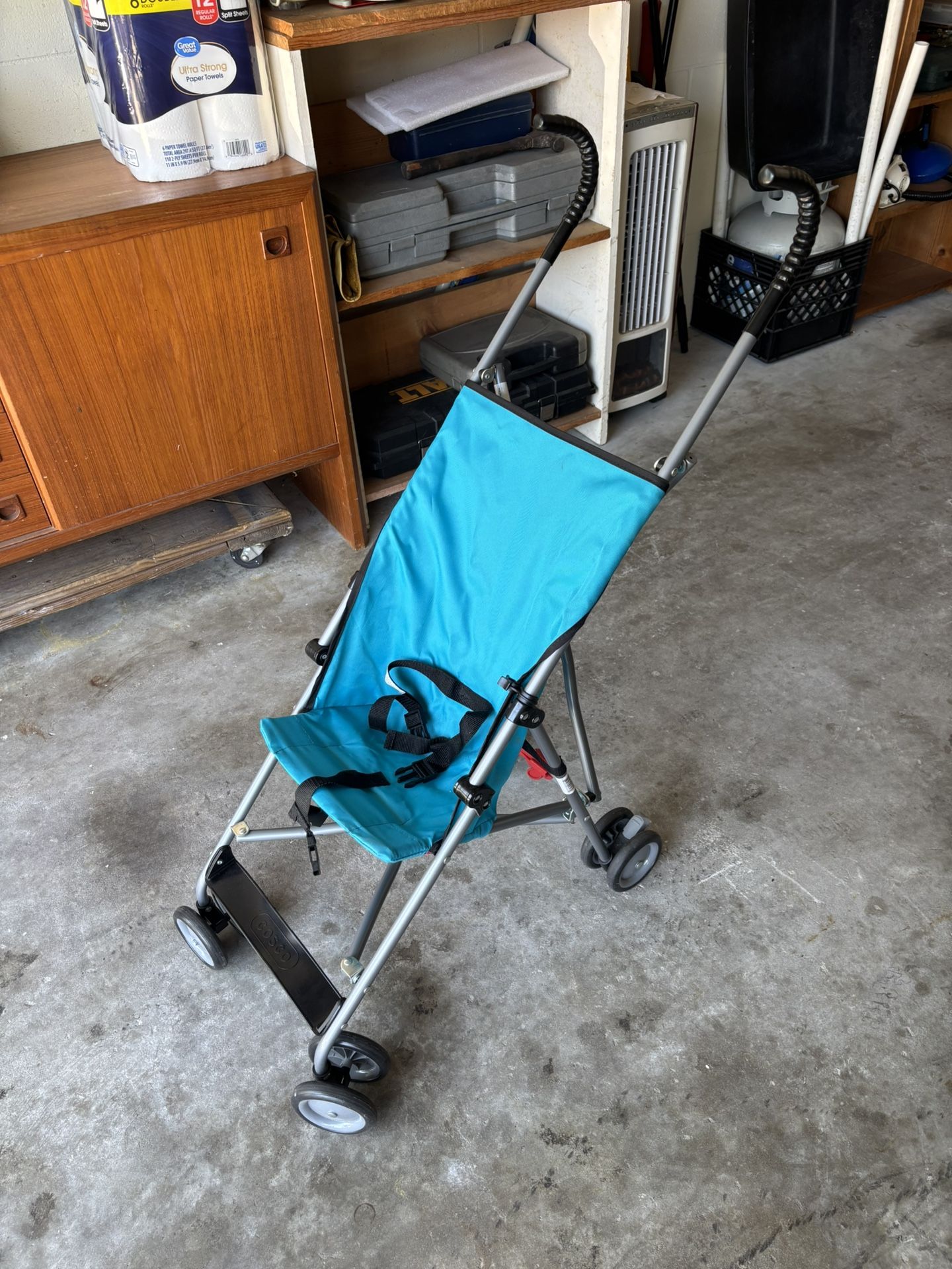 Folding Carriage For A Child