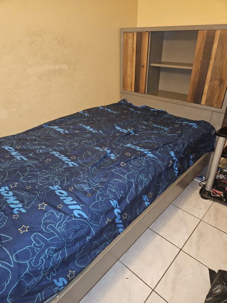 Twin Size Bed For Sale