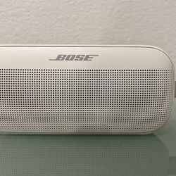 Bose SoundLink Flex Portable Bluetooth Speaker (White)