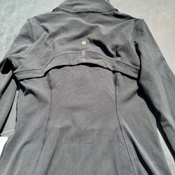 Lululemon jacket define authentic size 12