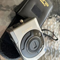 Canon Elph 370Z APS Point & Shoot Film Camera pre owned with carry case READ