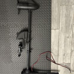 MINN KOTA ENDURA trolling motor, 34 Lbs Thrust, NEVER USED, W/ Marine Battery  