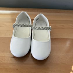 White Mary Jane Girls Shoes (size 4)