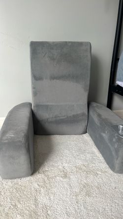 Brookstone Foldable Chair