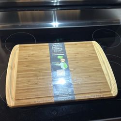 Organic Bamboo Cutting Board – Brand New!