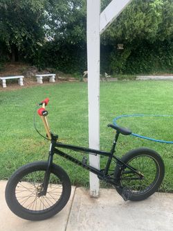 Elite BMX Destro Bike