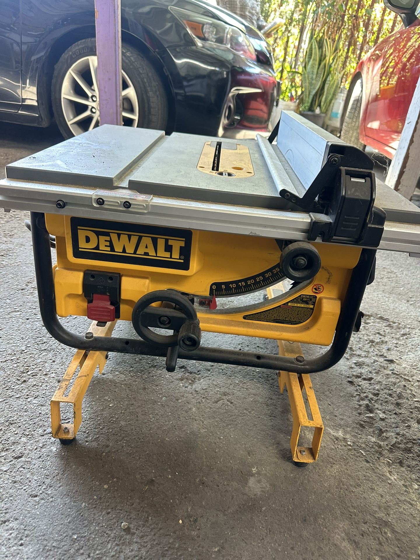 Dewalt Table Saw 10 Inch