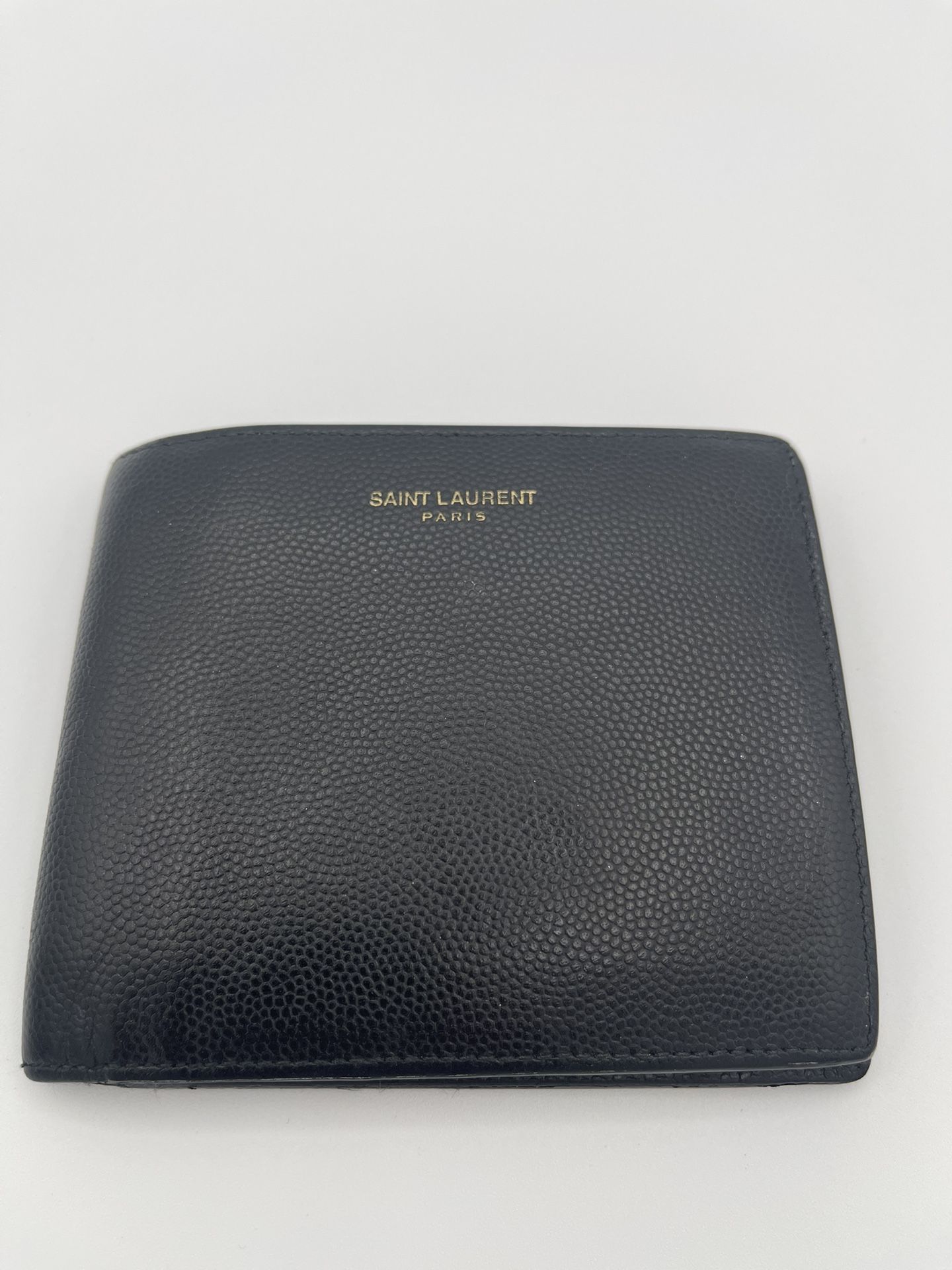 Classic Leather Bi-Fold Wallet – Black Textured