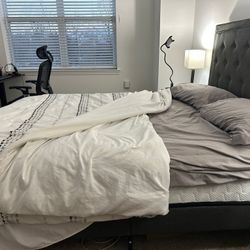 Queen Size Bed With Matress