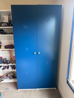 *Free PAX Wardrobe Doors blue