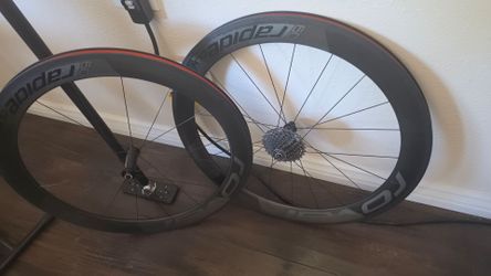 Roval CLX 60 Rapide Carbon Clincher Rim Brake Wheelset – 700c,