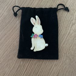 Bella Jack Rabbit Brooch 